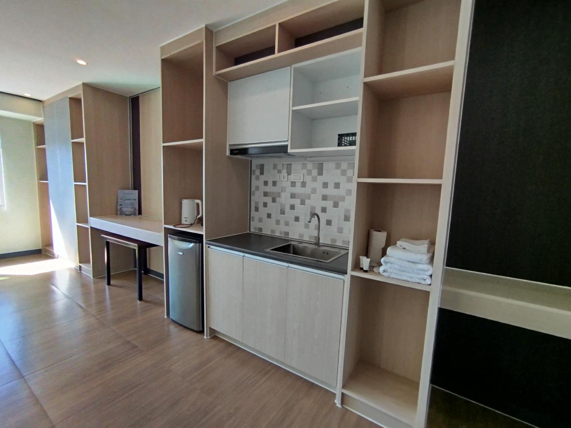 Emmaus Condotel Angeles Buitenkant foto